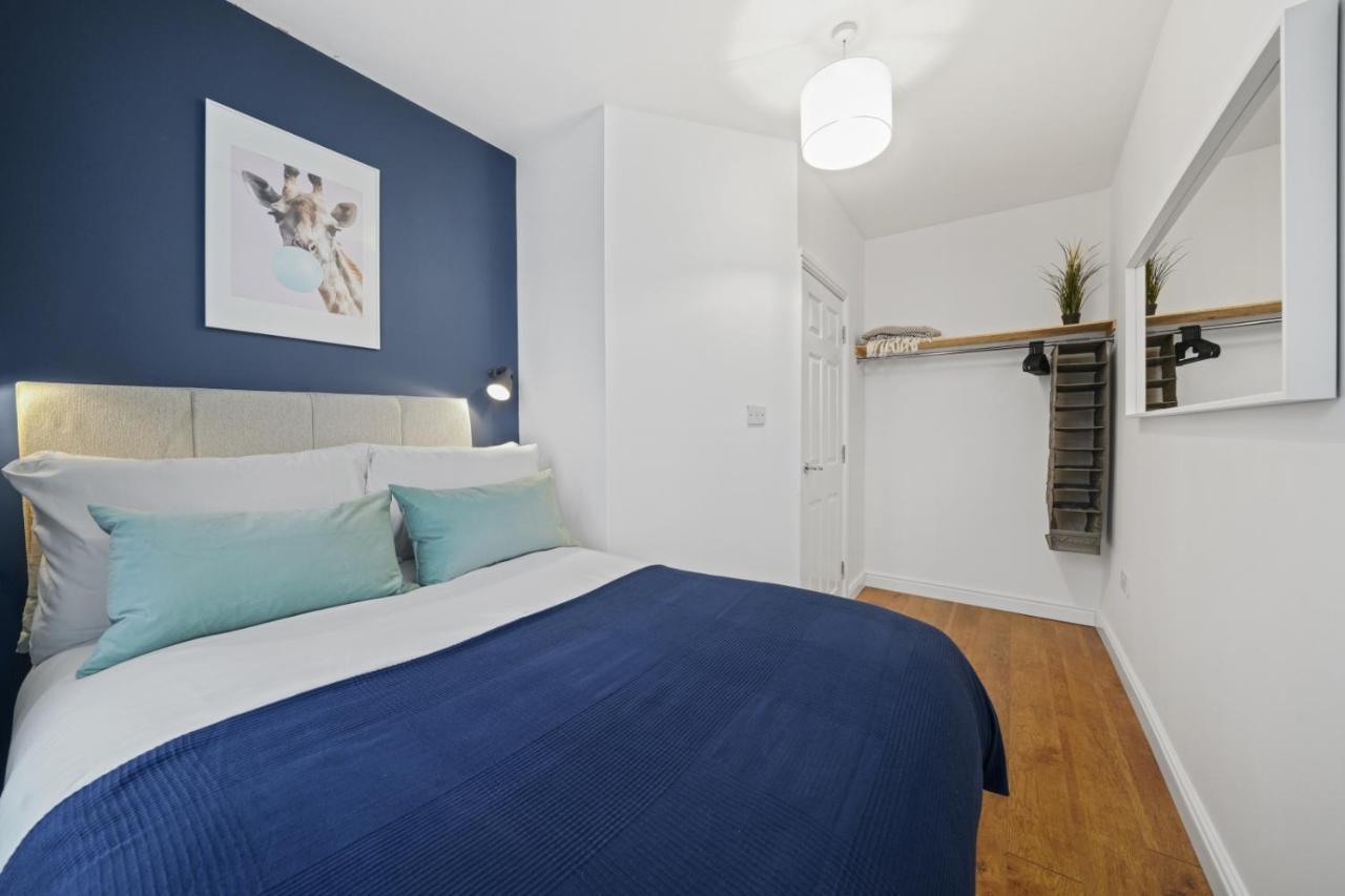 Central Gem Of Leamington Spa - Sleeps 5 Apartment Bagian luar foto